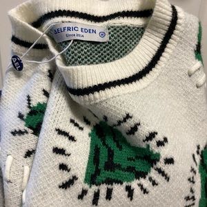 Aelfric Eden Sweater, White with Green Hearts, Soft Fabric, Medium Size